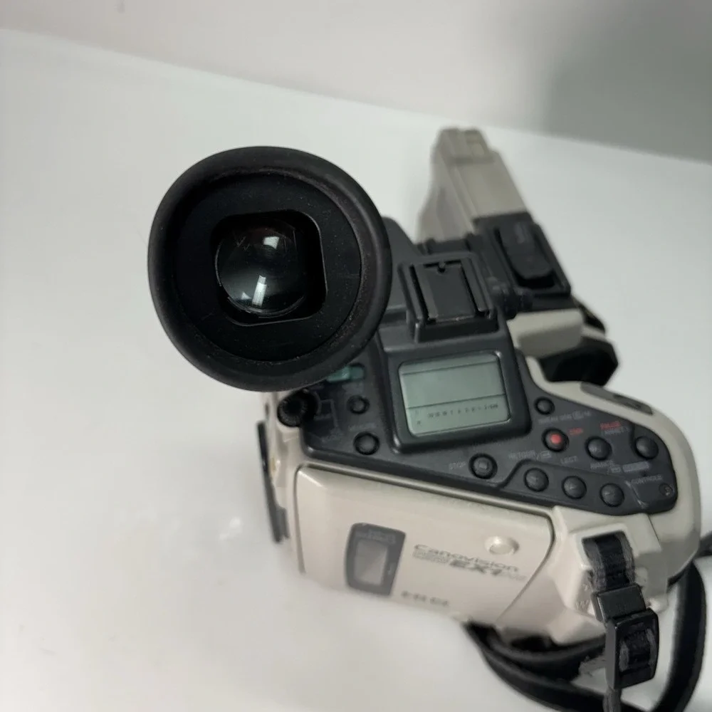 Canon Canovision EX1 Hi Hi 8 Camcorder Camera & Recorder With Accessories Bundle - Picture 15 of 16